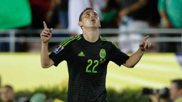 Aguilar helps Mexico earn Confed Cup berth with win over ...