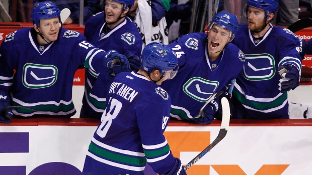 Virtanen nets first NHL goal; Canucks win - TSN.ca