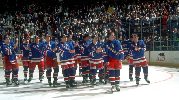 Look back at 'The Great One' Wayne Gretzky's final NHL game at MSG