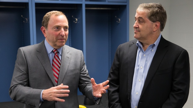 Commissioner Bettman and Lightning owner Jeff Vinik