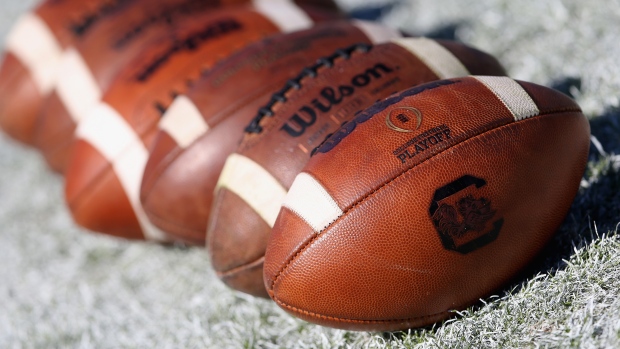 NCAA Football, Streeter Lecka/Getty Images NCAA Football