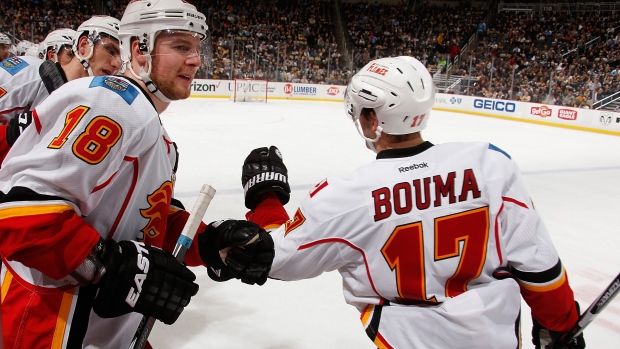 Flames' Mangiapane suspended 1 game by NHL for cross-checking Kraken's  McCann