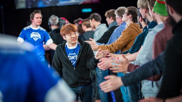 Son "S0NSTAR" Seung-ik - Giants Gaming, Riot Games/Flickr Son "S0NSTAR" Seung-ik - Giants Gaming