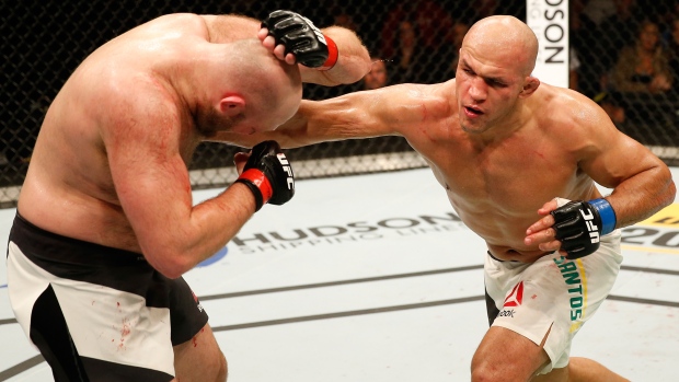 Junior Dos Santos Ben Rothwell