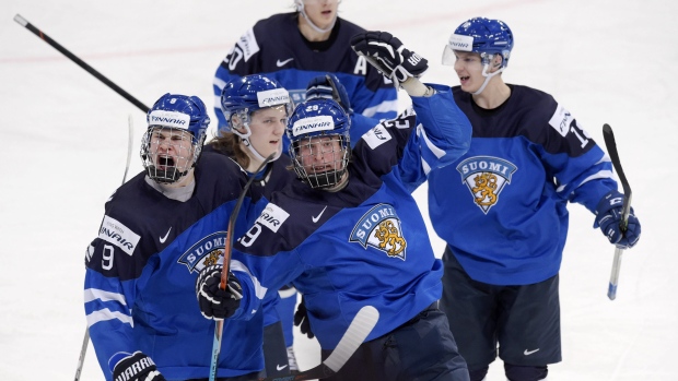 Auston Matthews' 2016 NHL Draft stock falls after World Junior