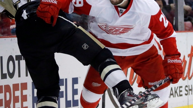 Detroit Red Wings sign C Landon Ferraro to 1-year contract Article Image 0, The Canadian Press Detroit Red Wings sign C Landon Ferraro to 1-year contract Article Image 0