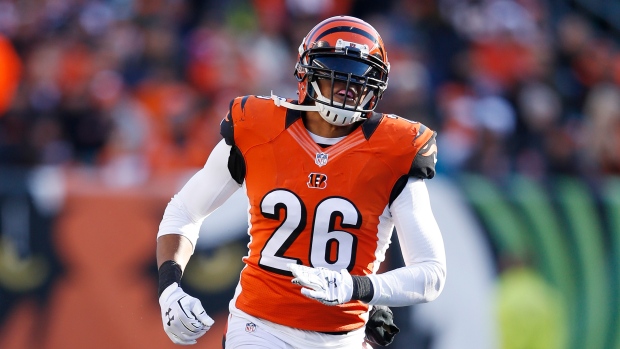 Bengals release safety Mays 
