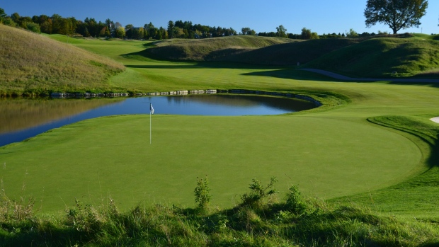 Beacon Hall Golf Club - Aurora, ON Beacon Hall Golf Club - Aurora, ON