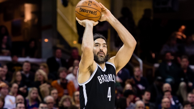 Luis Scola