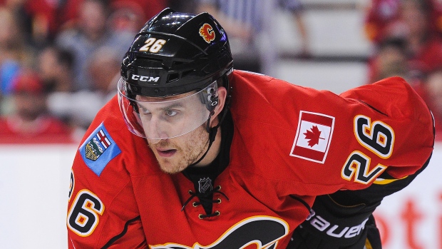 Michael Stone Signed Calgary Flames Jersey (Beckett COA) Career 2010–p –