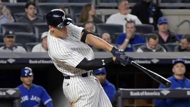 Alex Rodriguez homers, Didi Gregorius gives Yankees injury scare