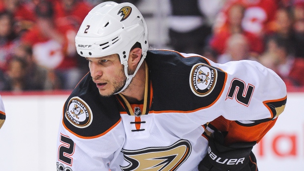 Kevin Bieksa, Derek Leung/Getty Images Kevin Bieksa