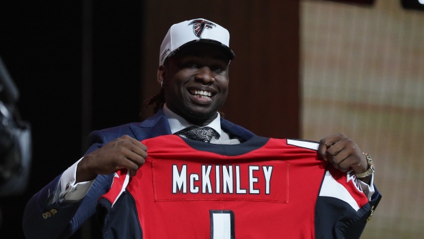 Takkarist McKinley, Icon Sportswire/Icon Sportswire/Getty Images Takkarist McKinley