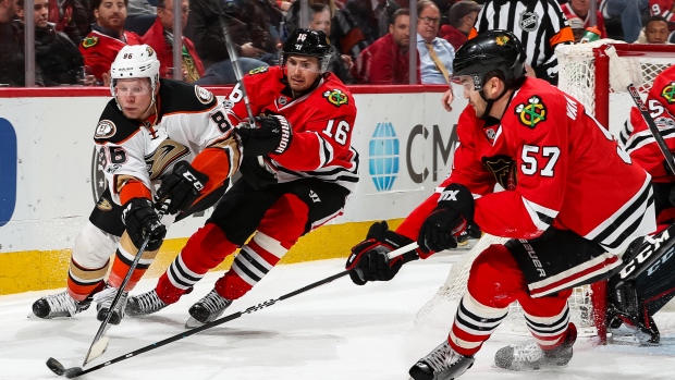 Kruger, van Riemsdyk pressure Kase, Chase Agnello-Dean/National Hockey League/Getty Images Kruger, van Riemsdyk pressure Kase
