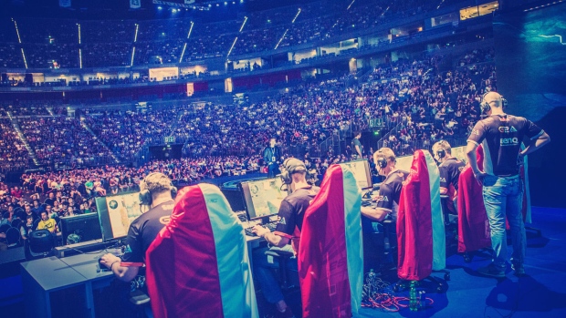 Esports, Momentum Worldwide Esports