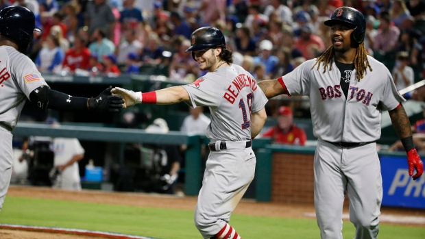 Benintendi leads Red Sox to 6th straight win 