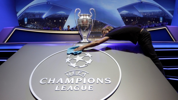 Uefa final live deals