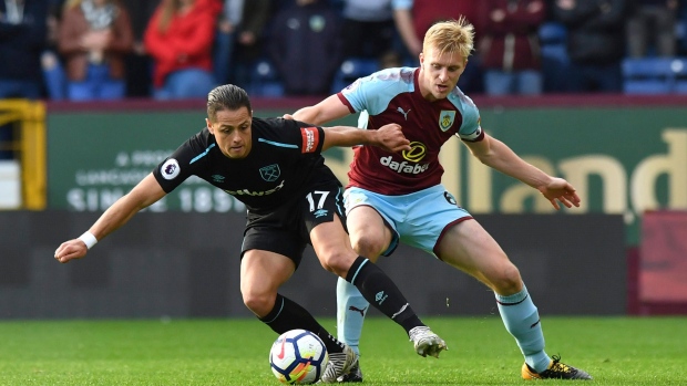 Javier Hernandez Ben Mee