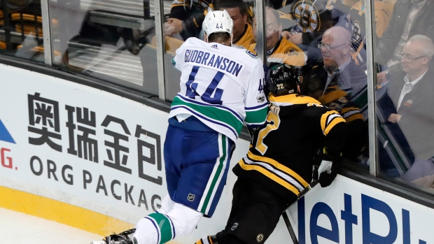 Erik Gudbranson, Icon Sportswire/Icon Sportswire/Getty Images Erik Gudbranson