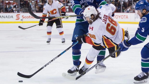 Flames sign 45-year-old Jaromir Jagr to 1-year deal