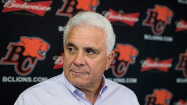  Wally Buono