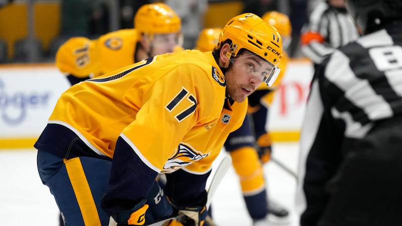 Predators sign Jost to one-year, two-way deal