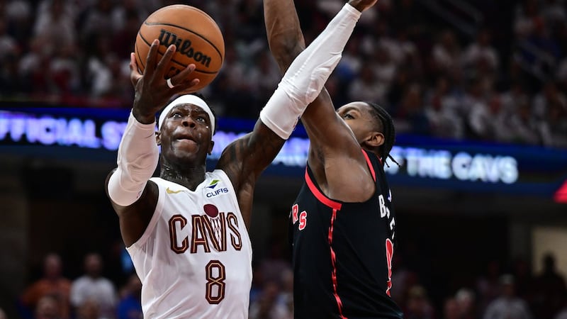 Report: Cavaliers trading Schroder, cash to Hornets for Mann
