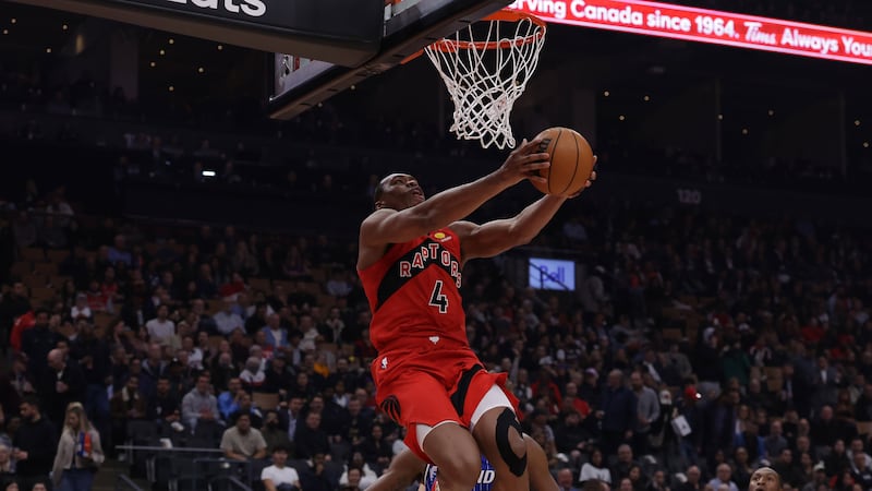 Barnes steps up without Leonard as Raptors rout Magic