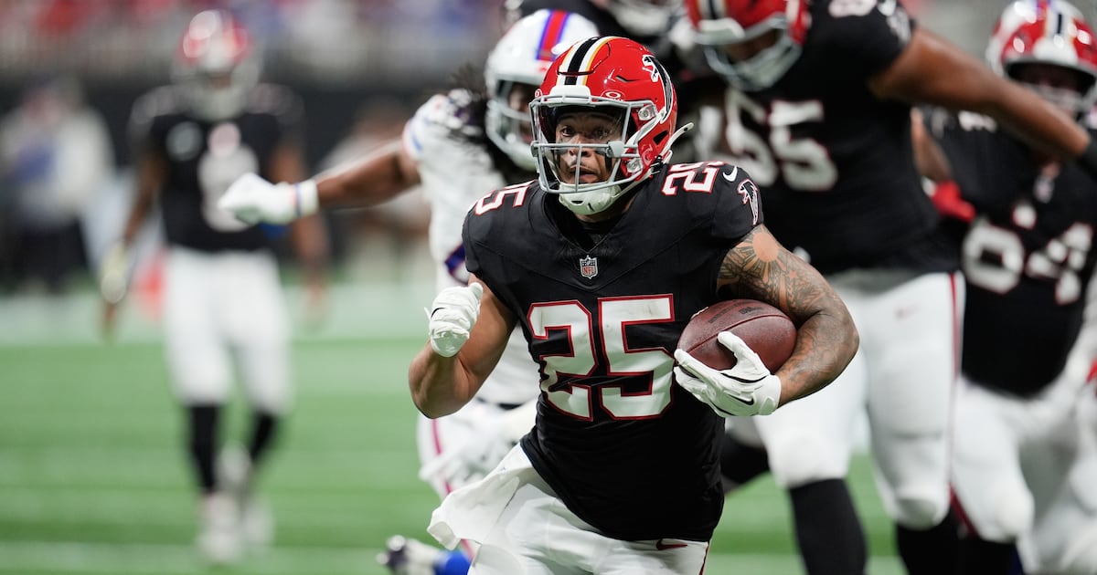 Allgeier ‘building' relationship with rookie RB Love