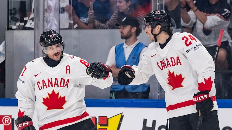 Canada surges past Slovakia with four-goal third period at men’s hockey worlds