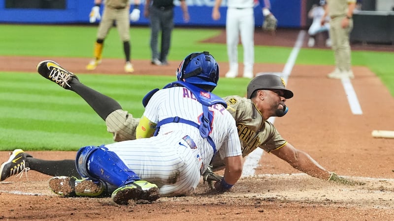 Mets outfielders peg three runners at plate in first two innings, including two in a row by Benge