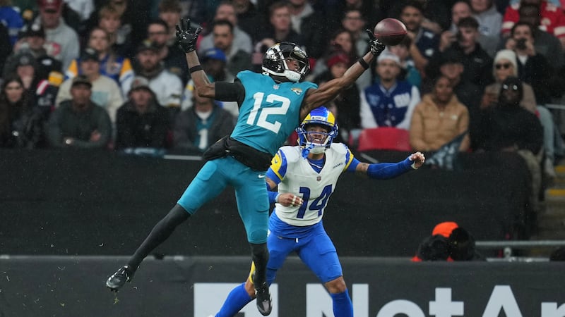 Jags GM Gladstone: Hunter to continue to play both ways