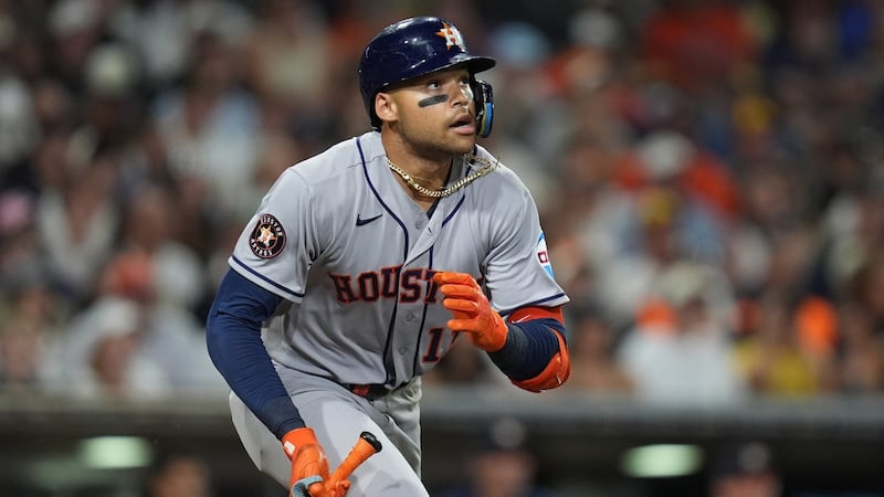 Smith homers twice as Astros beat newcomer Ray, Padres