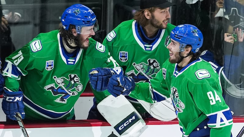 Canucks beat Checkers to win first Calder Cup