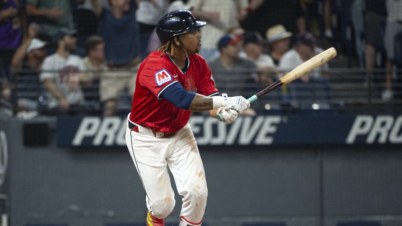 José Ramírez hits an RBI single in 10th to give Cleveland Guardians win ...