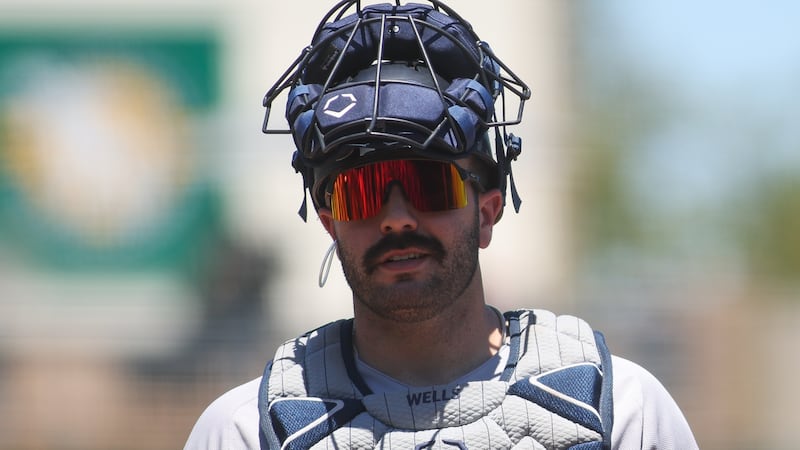 Yankees put Wells on IL with cervical headaches
