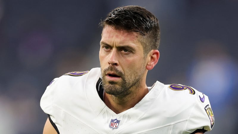 Report: Chiefs sign former Ravens kicker Tucker to practice squad