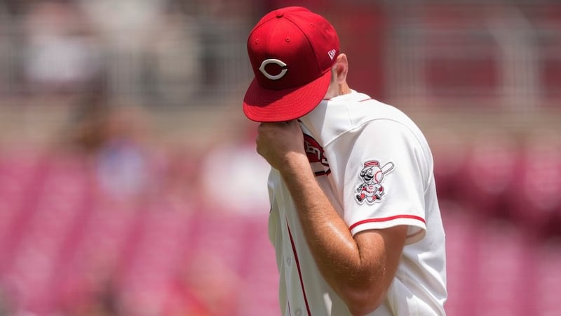 Steer homers, Lodolo shuts down Orioles as Reds avoid sweep