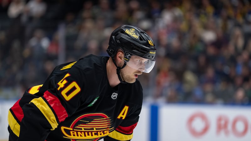 Off-Season Watch: Red Wings, Kings suitors for Pettersson?