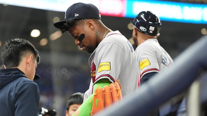 Acuña Jr. exits vs Marlins as a precaution with left thumb pain