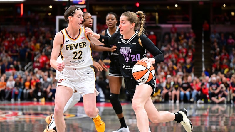 Sparks sign Martin to player development deal