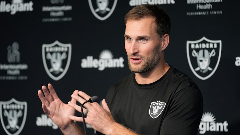 Cousins gets nod over Mendoza to open Las Vegas Raiders camp