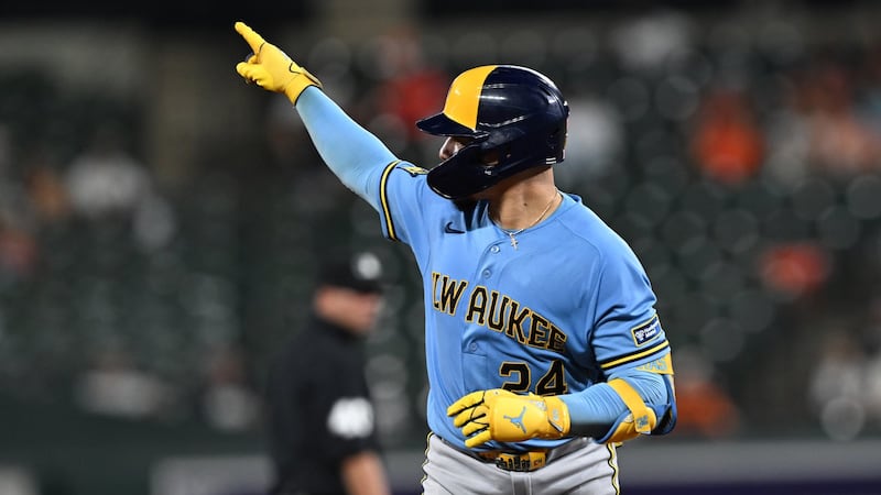 Brewers set franchise record with 98th victory, beat Orioles to complete sweep
