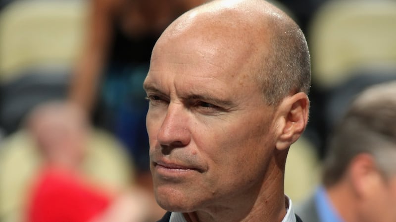 Oilers great Messier ‘just horrified’ of Babcock’s hiring