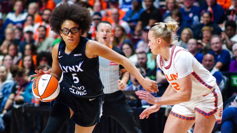Surging Lynx close in on top seed in playoffs by beating Sun