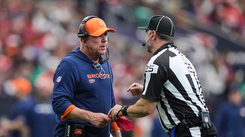 Broncos reward coach Payton with new five-year contract