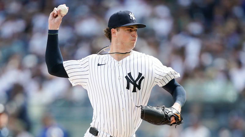Schlittler takes over big league ERA lead, Yanks beat Mets to close in on postseason berth