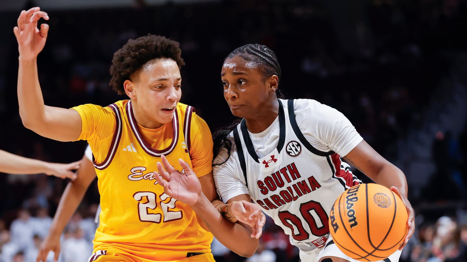 Ta'Niya Latson leads No. 2 South Carolina to blowout victory over Winthrop