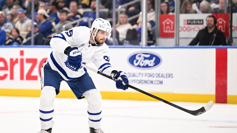 Ekman-Larsson leaves Maple Leafs game late in third period after big hit