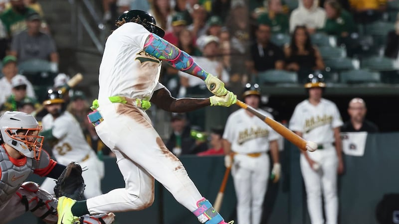 Bolte, Stefanic each hit 2 RBI in sixth to lift Athletics past Astros